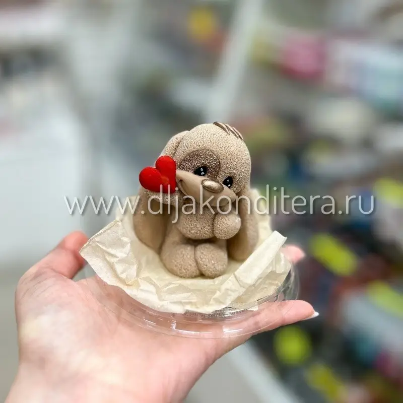 Фото #1 товара Шоколадная фигурка Щенок с сердцем