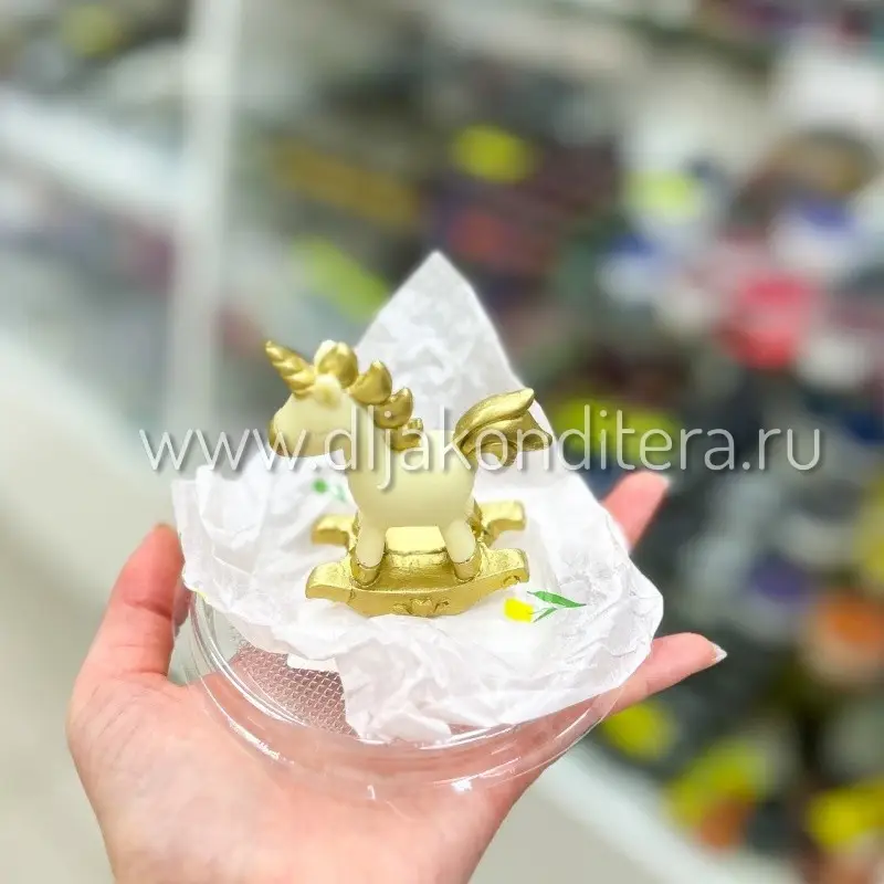 Фото #1 товара Шоколадная фигурка Единорог-качалка