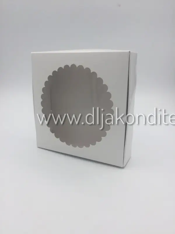 Коробка 11*11*3см белая